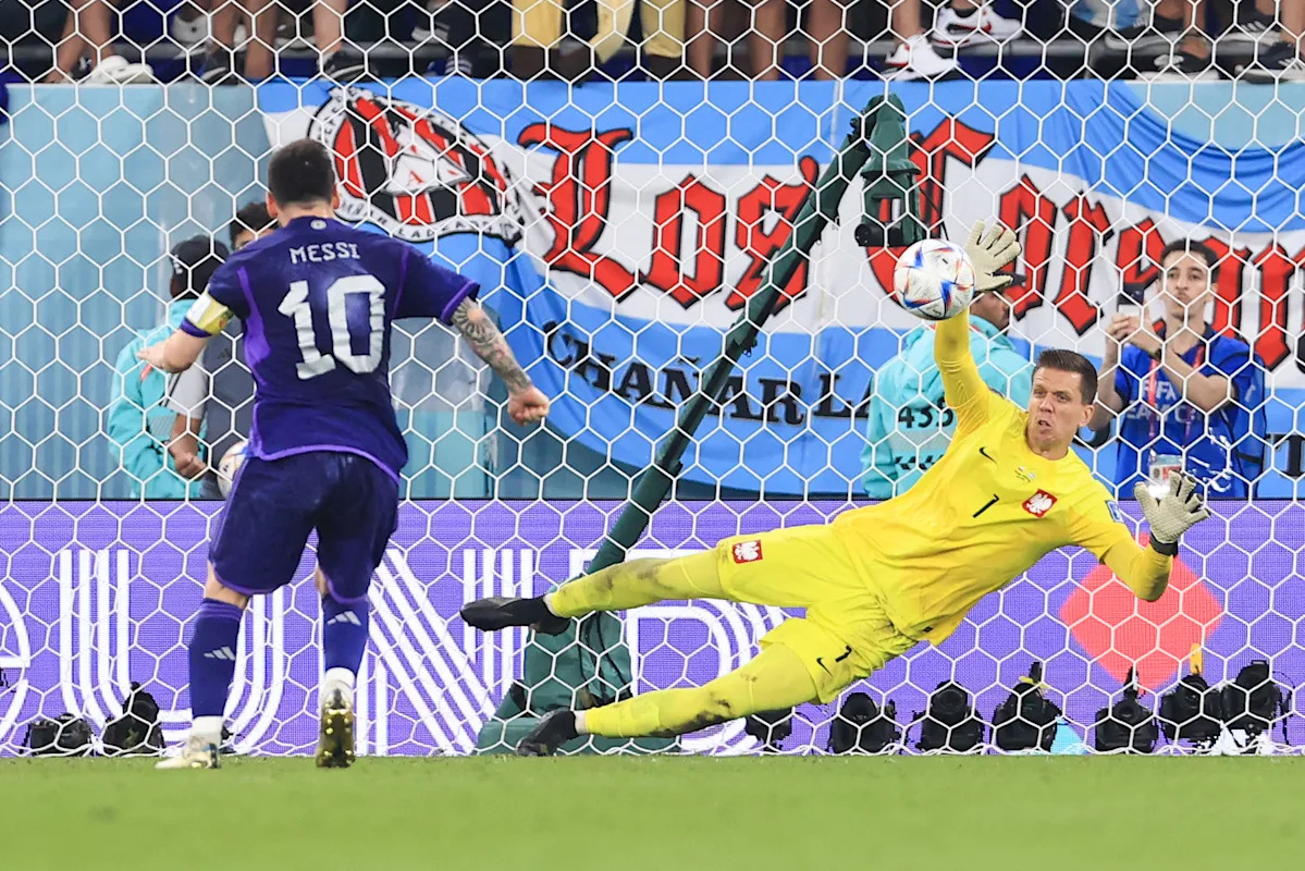 58 days to the World Cup: A niche feat in goalkeeping — and Poland has done it twice on the global stage