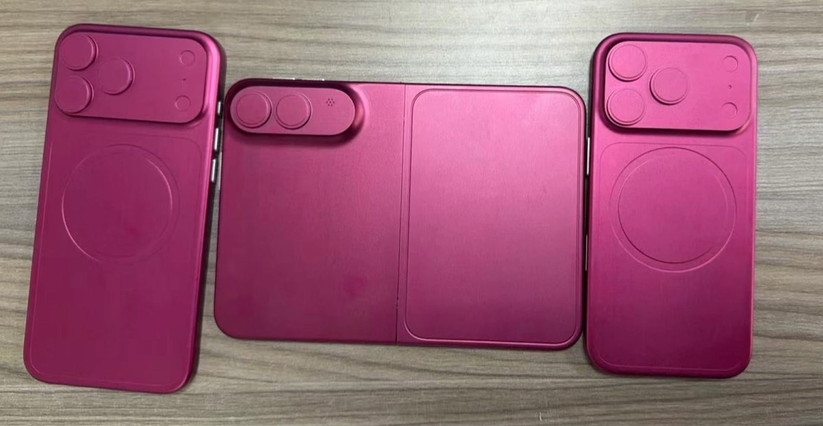 A wide foldable iPhone dummy emerges amid rumors of a delay