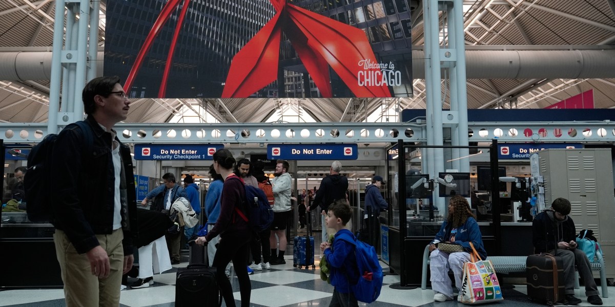 America’s busiest airport told to cut 300 flights per day from summer schedule