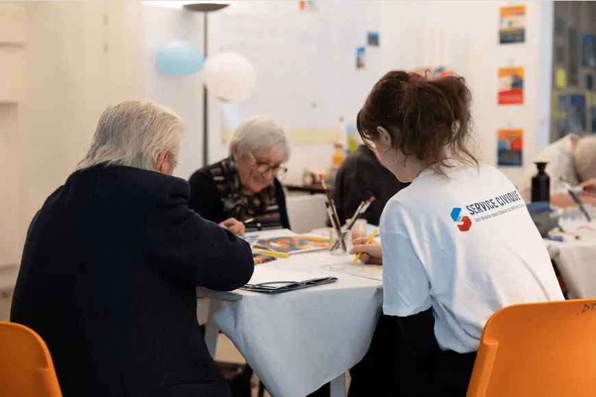 Annonce service civique - S'engager pour les séniors avec le CCAS de Villefranche