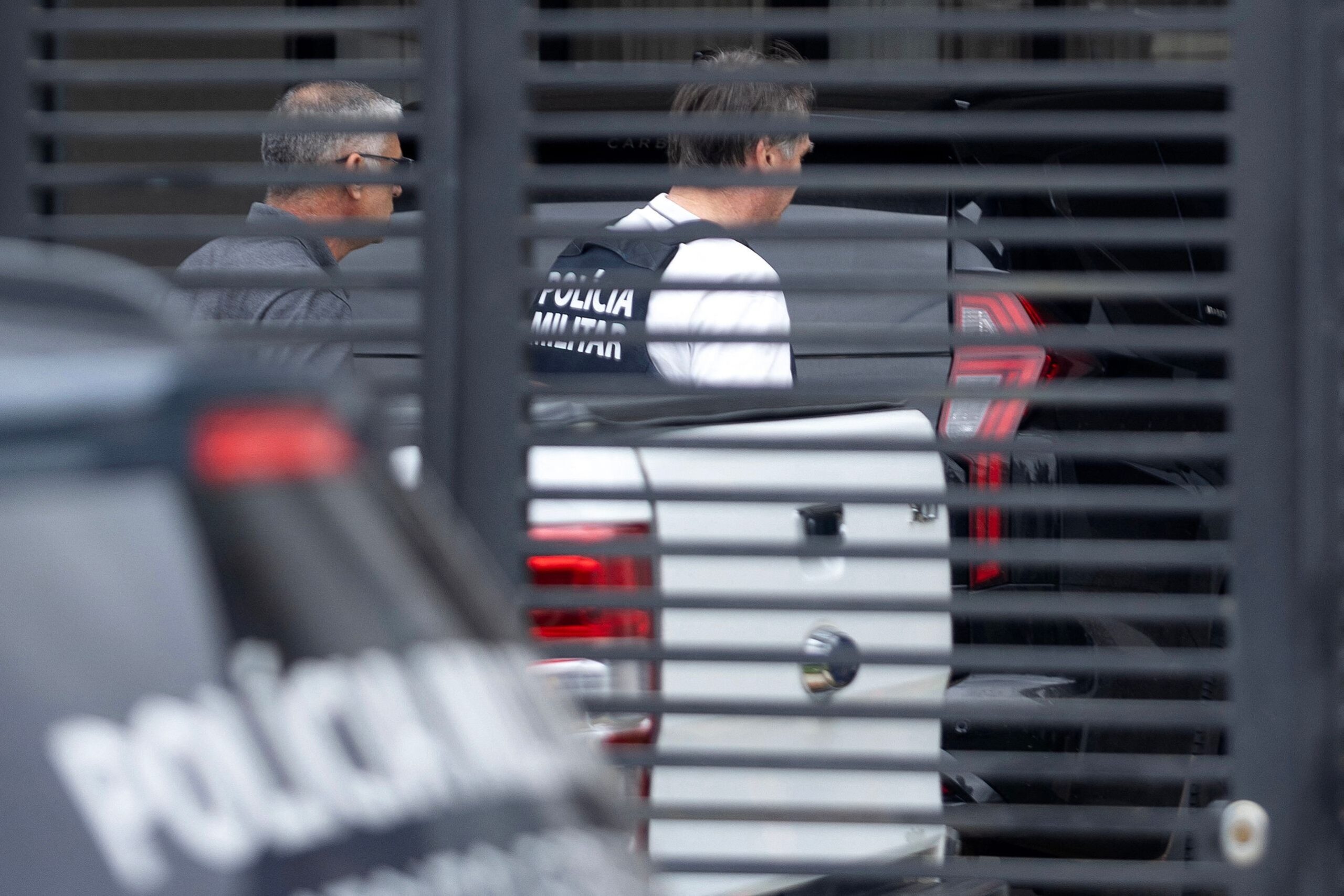 Bolsonaro tem evoluído de ‘forma satisfatória’, com ‘discreta melhora’, diz médico ao STF