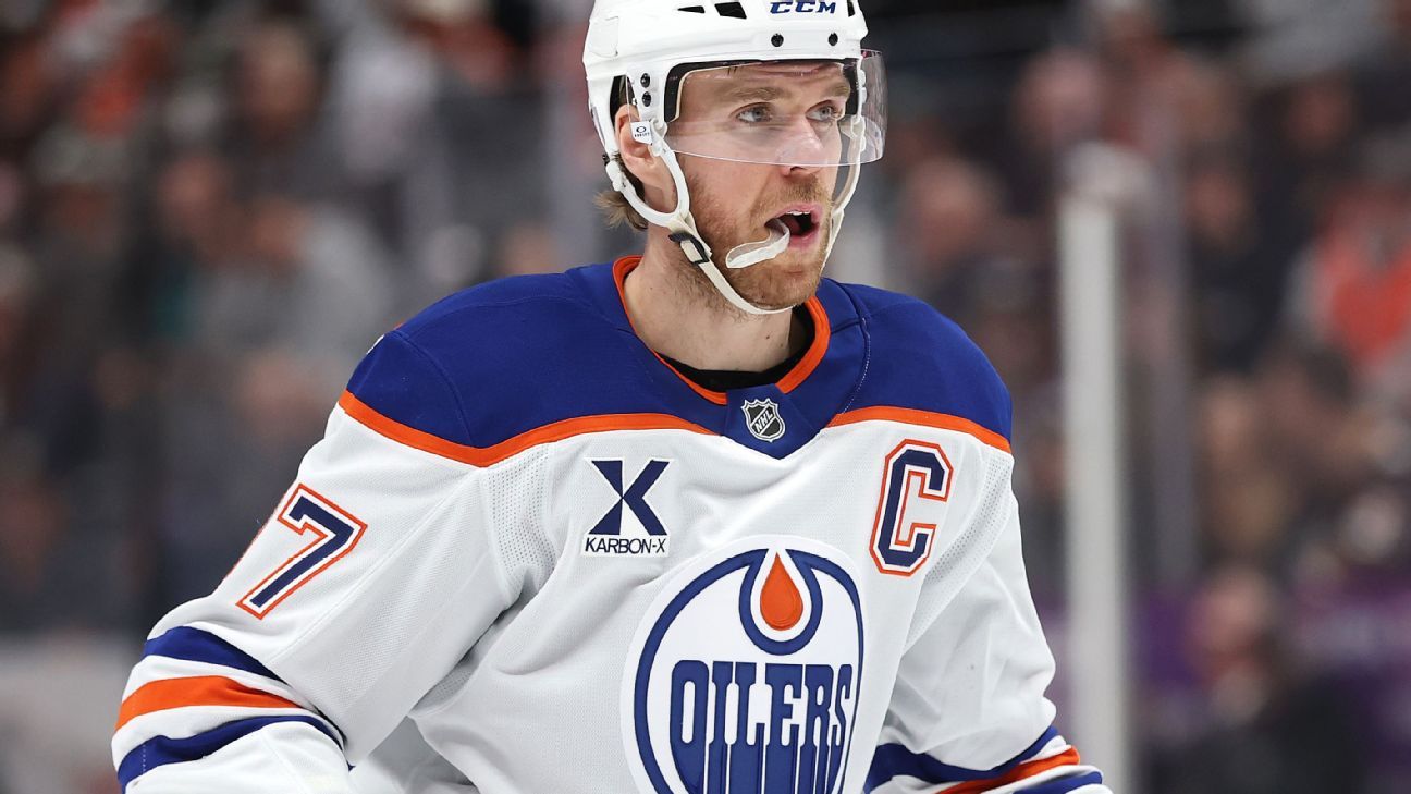 Connor McDavid in lineup as Oilers host Ducks in Game 5