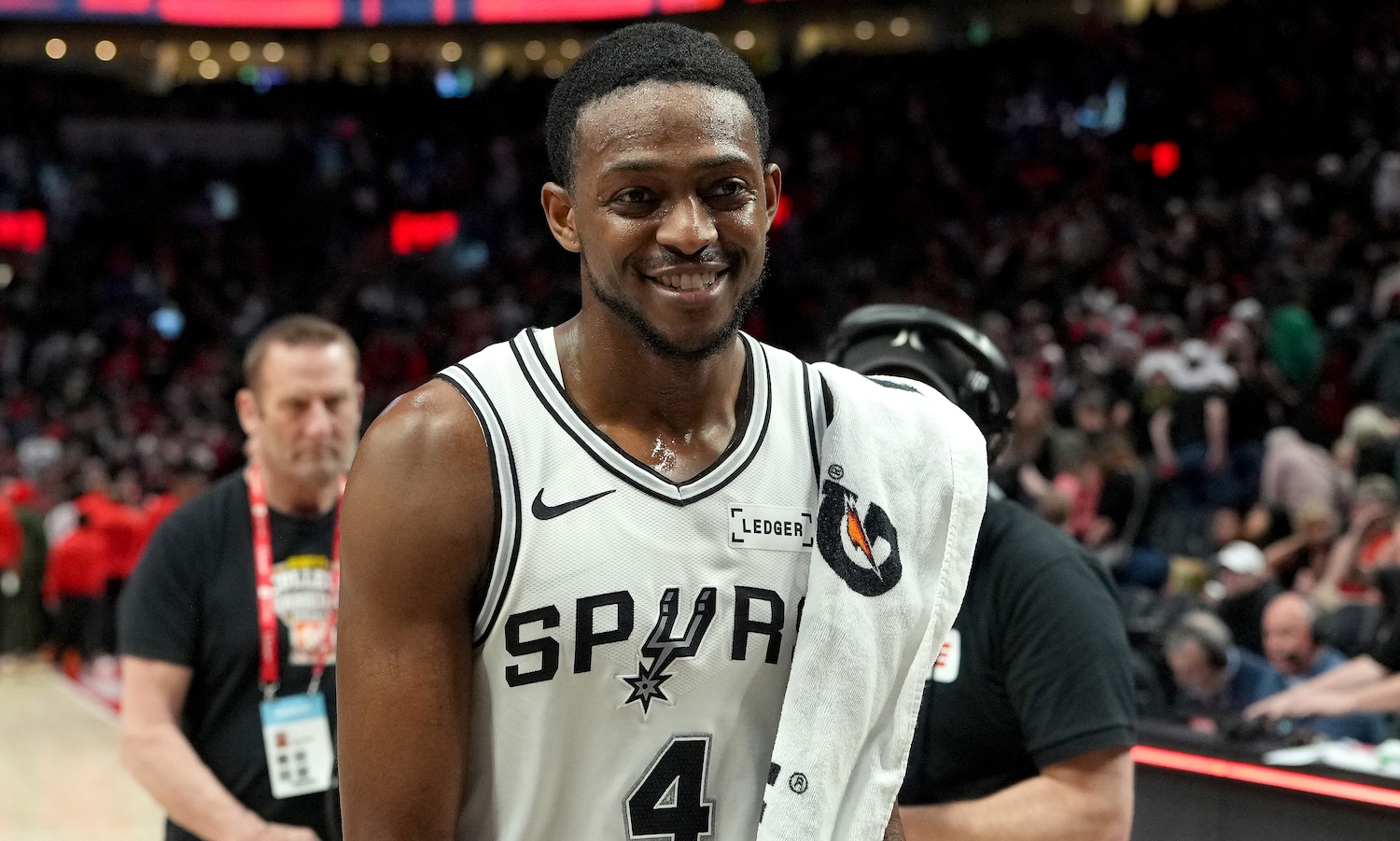 De'Aaron Fox Makes The Game Fun For The Spurs