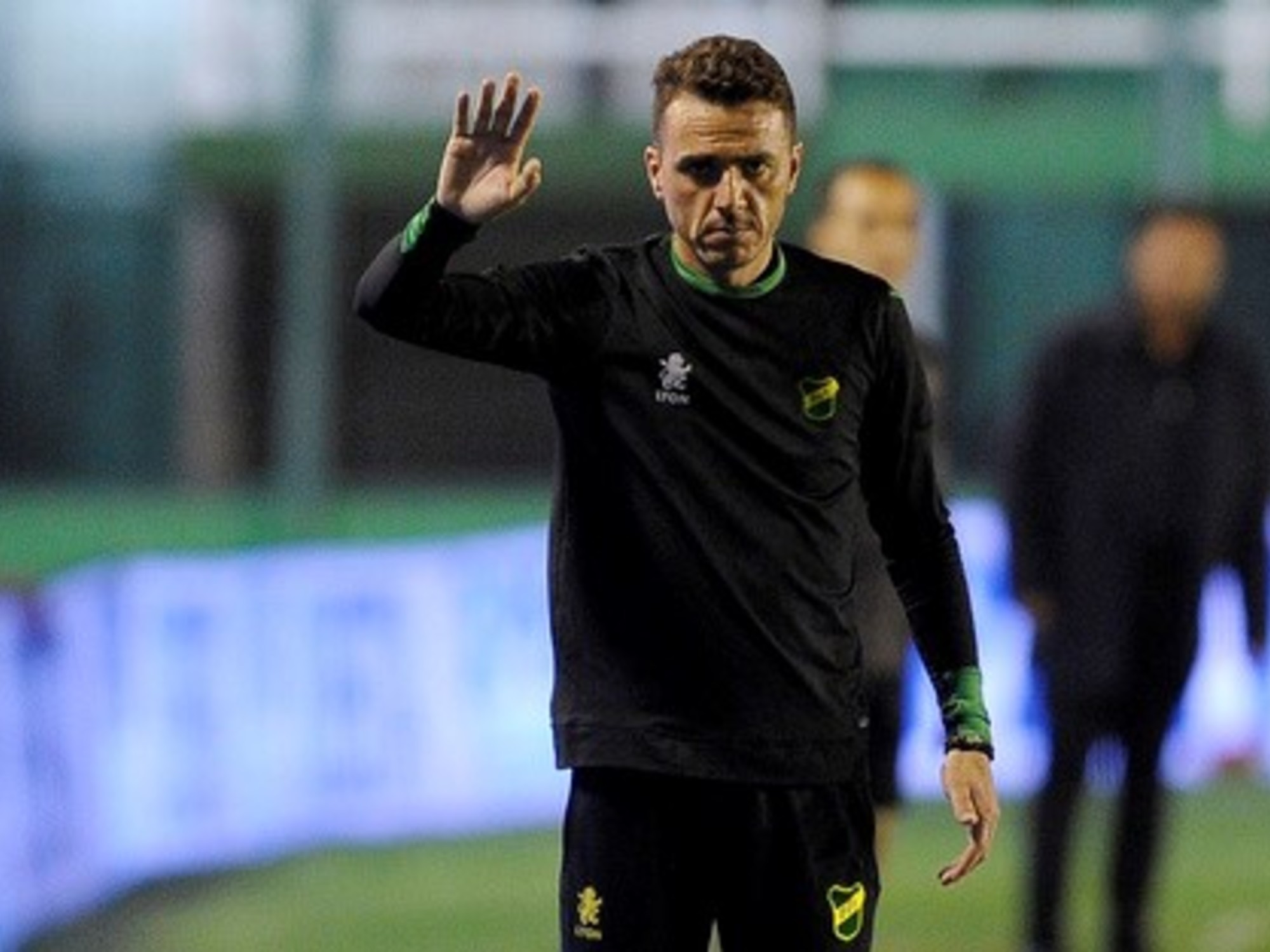 Defensa quiere estirar su invicto, esta vez frente a Chaco For Ever :: Olé