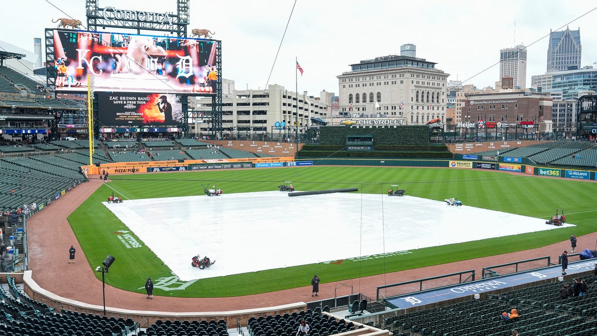 Detroit Tigers, Kansas City Royals delayed by rain at Comerica Park