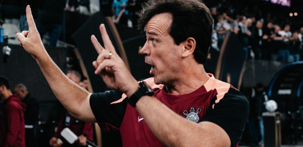 Diniz representa corte milionário do Corinthians com comissão técnica