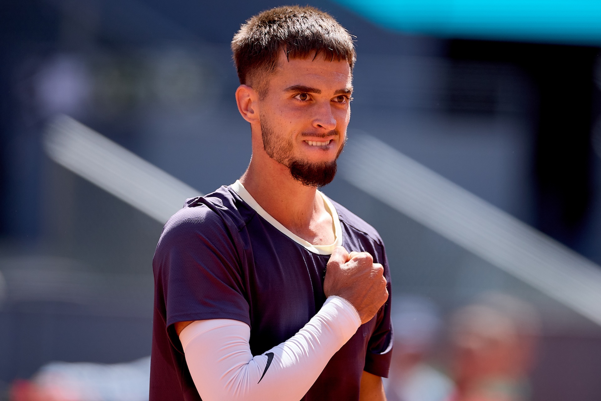 Djokovic’s ‘reflection’ bursts onto the scene on the Manolo Santana Court