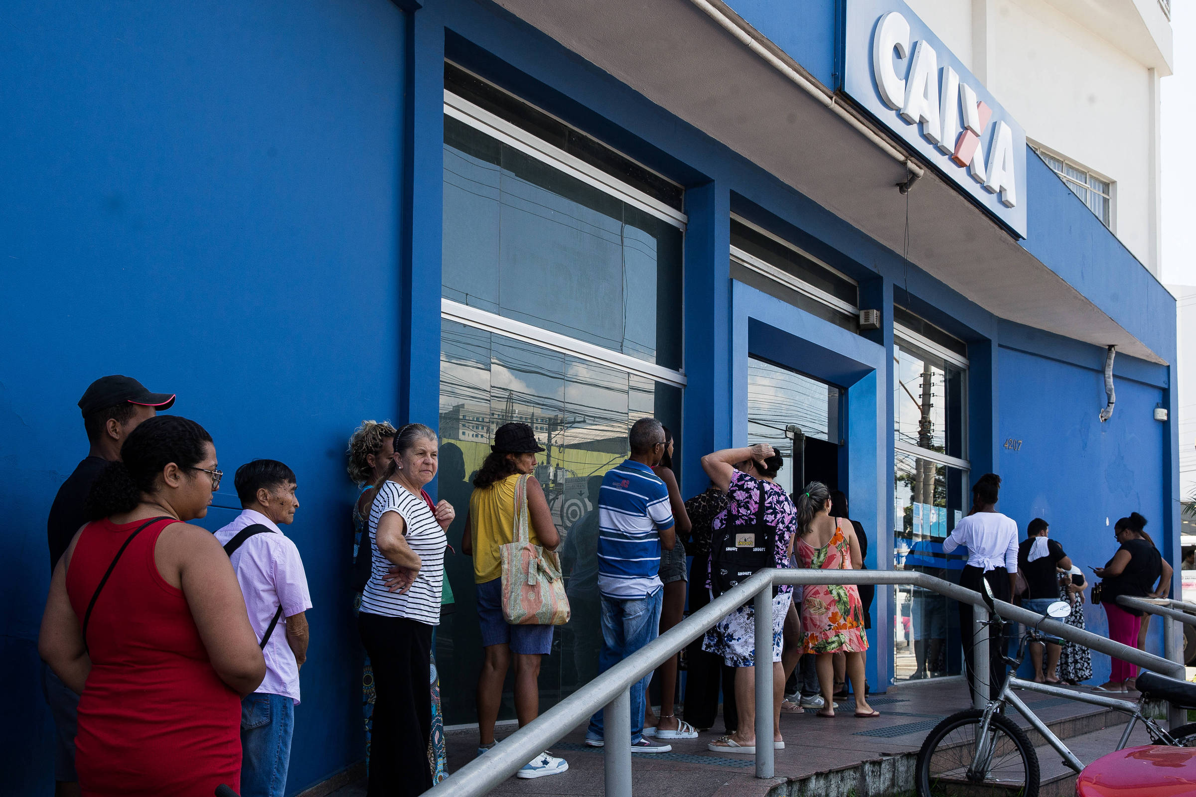 FGTS: governo prevê novos saques para quitar dívidas - 09/04/2026 - Economia