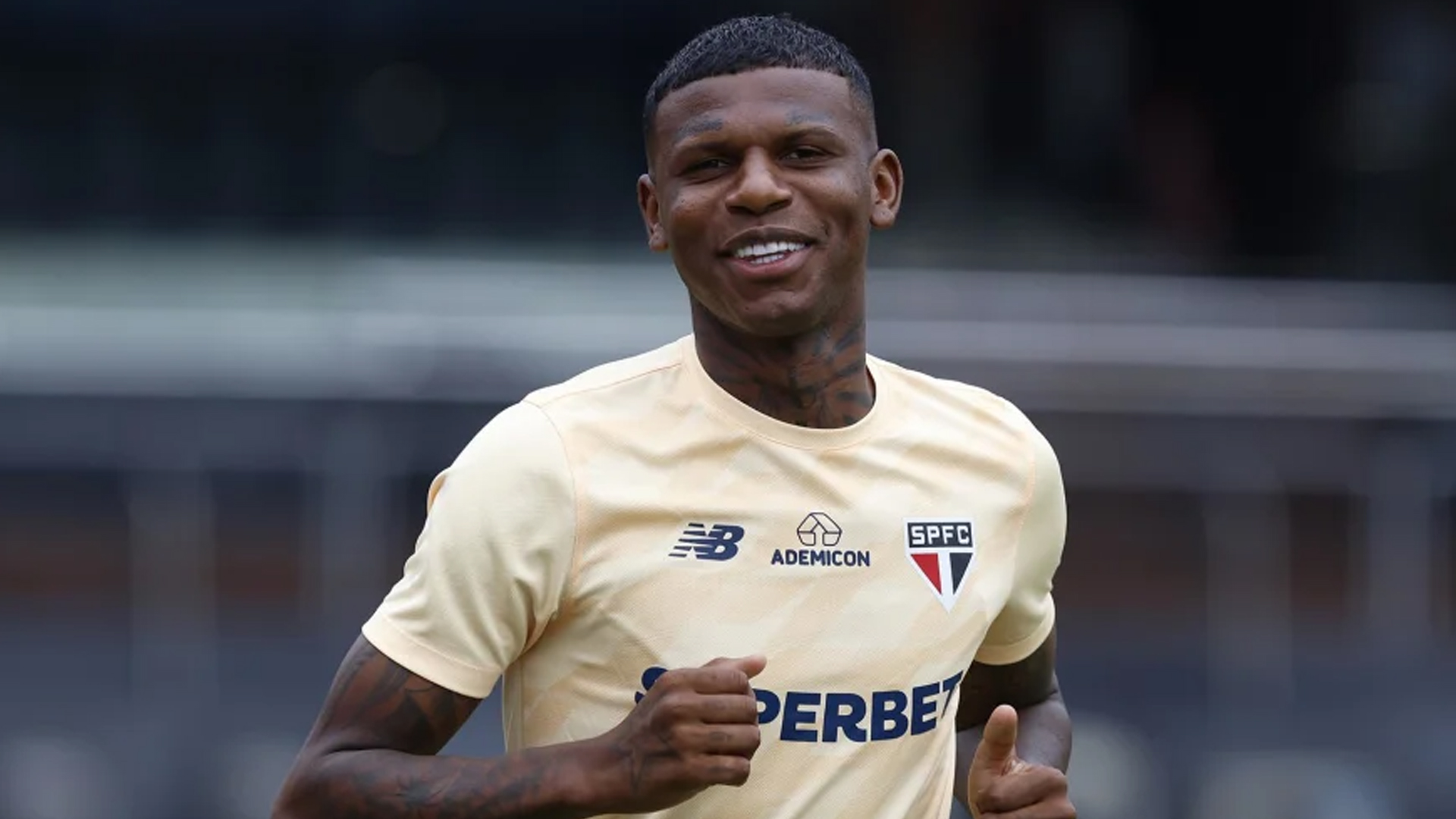 Ficamos sem palavras com o salário que Arboleda poderia ganhar no Inter