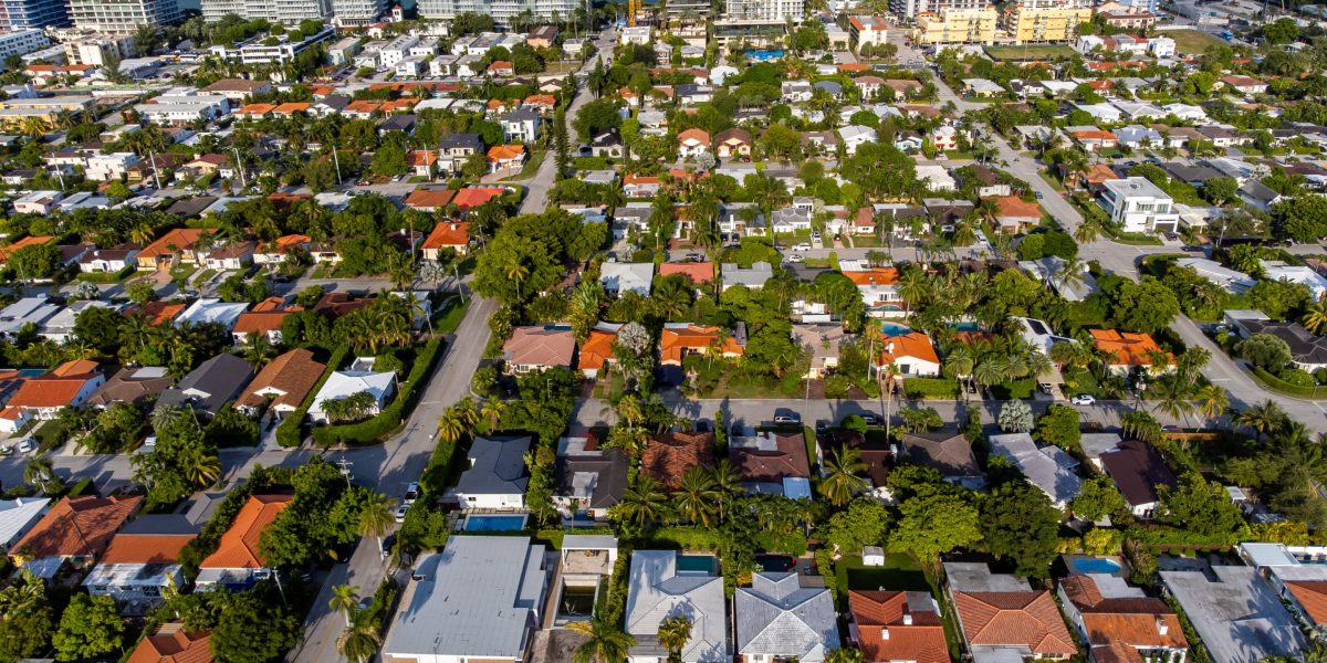 Florida's influx of rich residents is killing the middle class and housing market