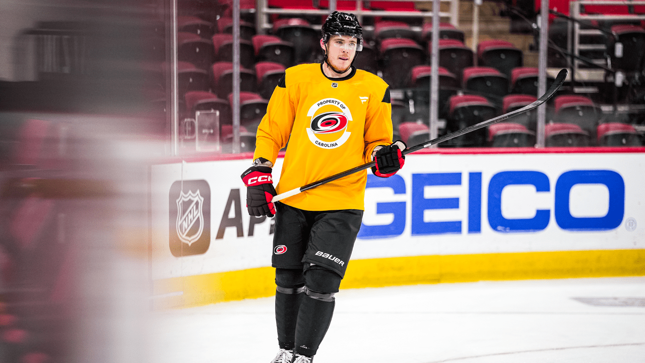 Injury Report: Nikishin Returns To Practice
