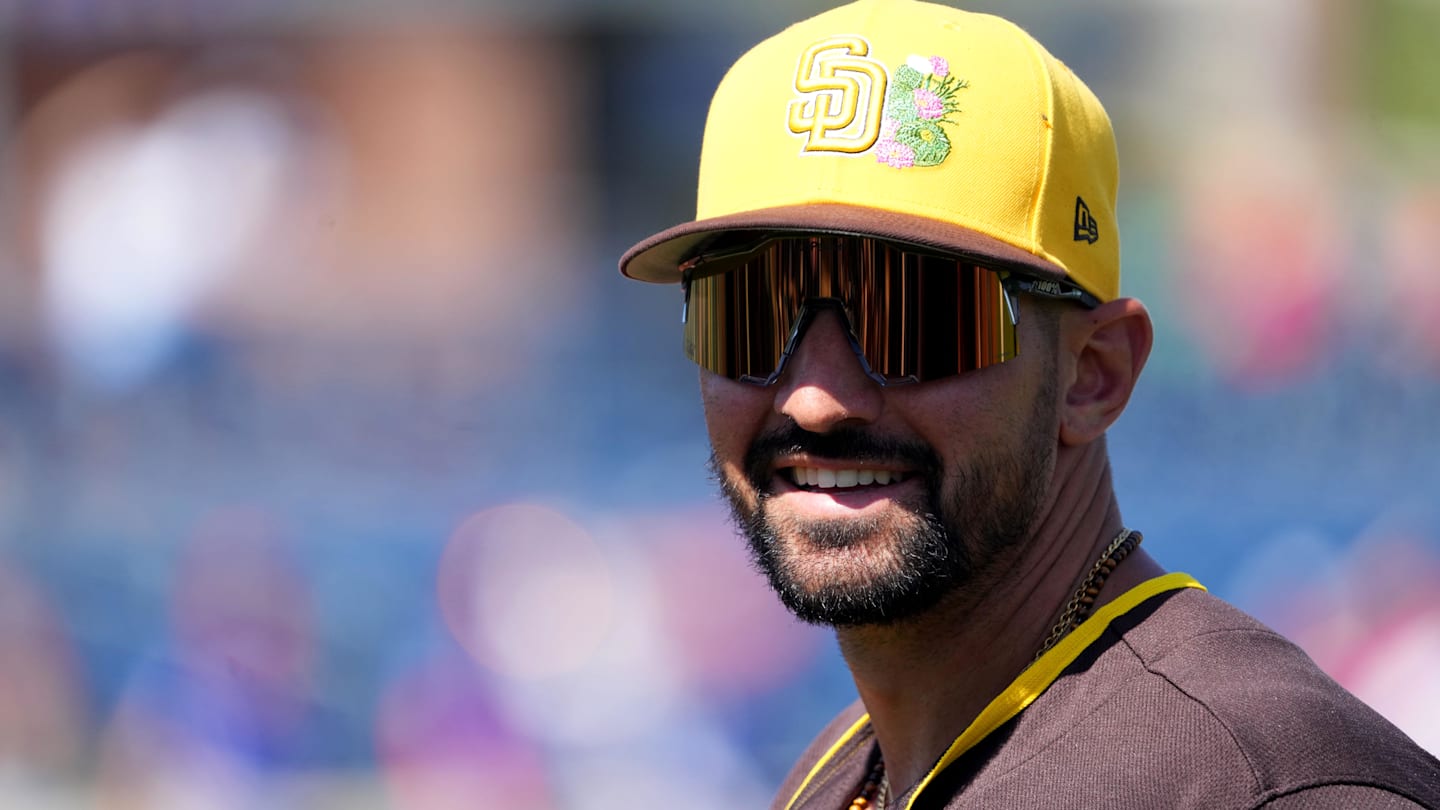 It only took Nick Castellanos 2 months with Padres to torch Phillies media