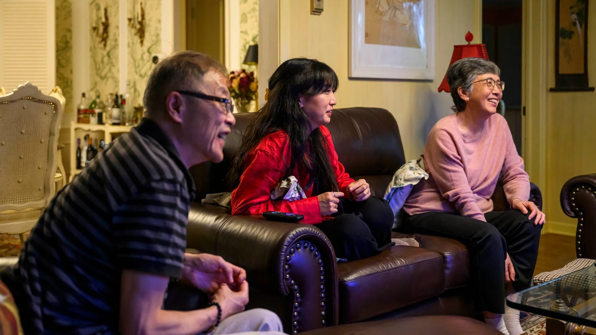 Jamie Ding’s ‘Jeopardy!’ winning streak amazes his Grosse Pointe family