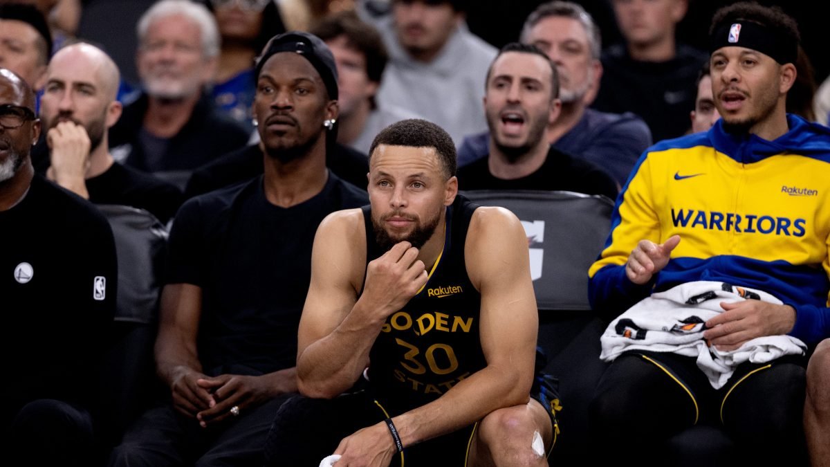 Jimmy Butler fangirls over Steph Curry at Warriors warmups – NBC Sports Bay Area & California