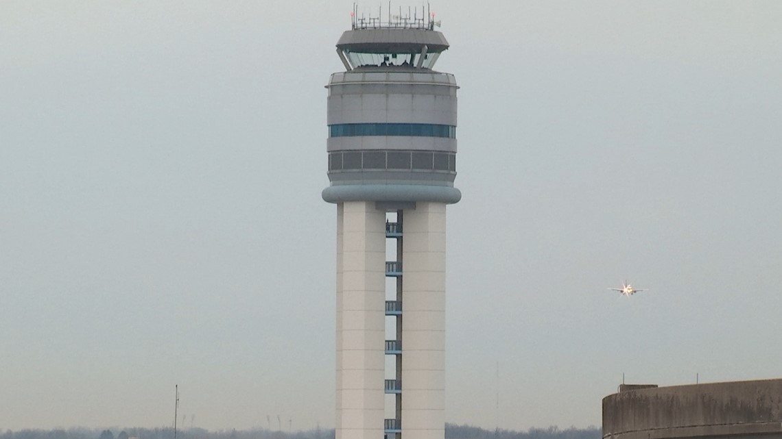 John Glenn Columbus permanently closing walking lot in preparation for terminal expansion