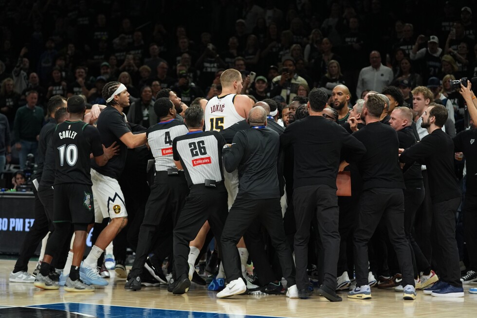 Jokic fined $50,000, Randle fined $35,000 for Nuggets-Wolves incident