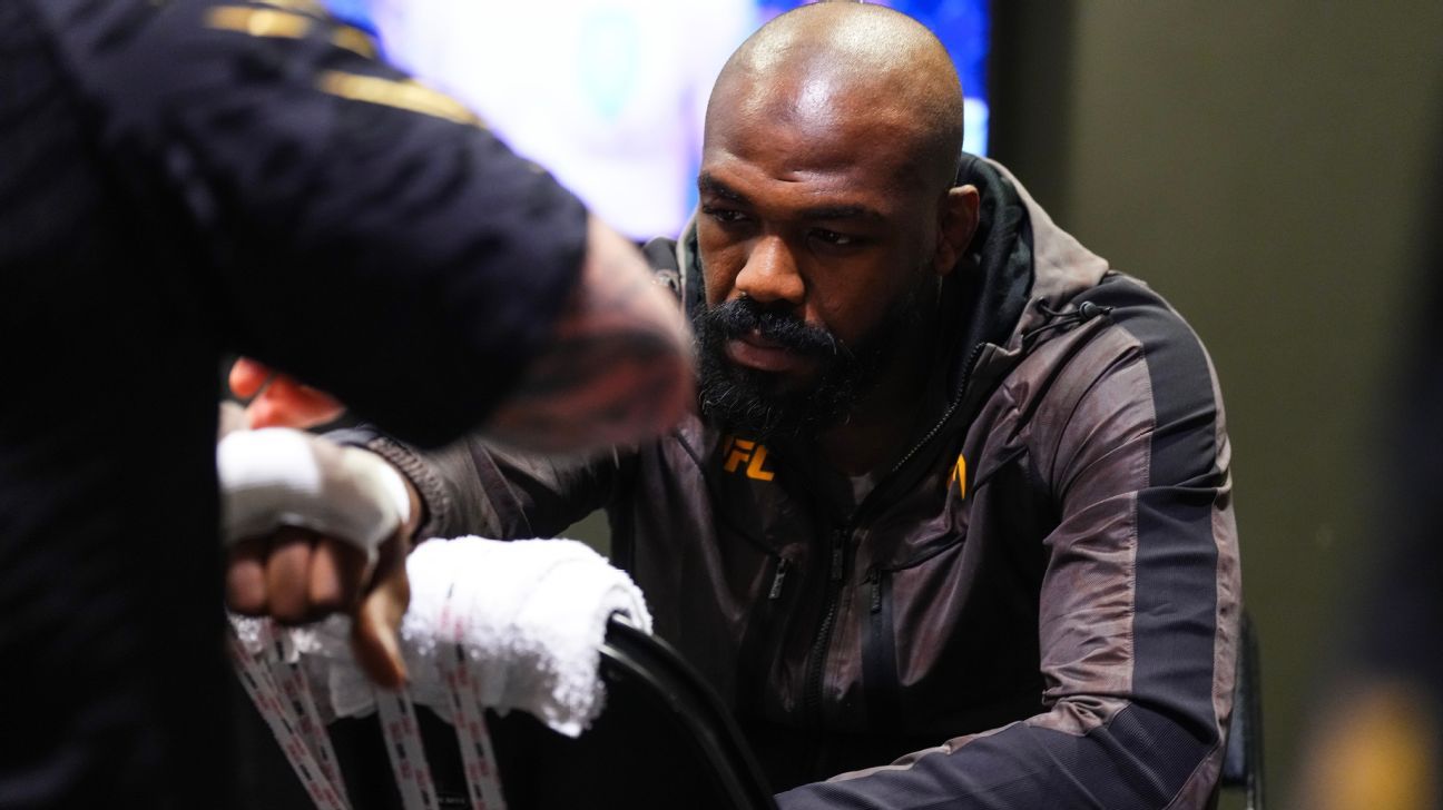 Jon Jones exalta Alex Poatan durante momento de dúvida sobre aposentadoria no UFC: ‘Pessoa de classe’