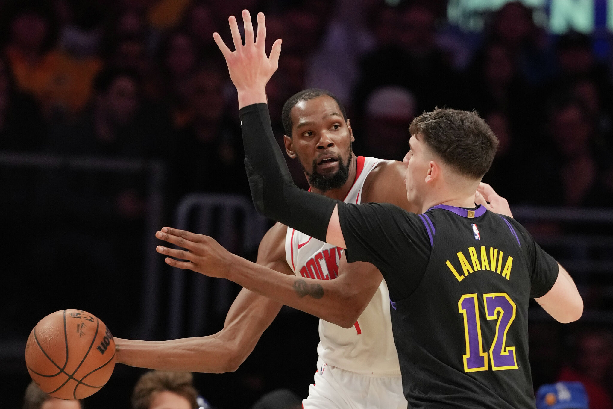 Kevin Durant listed as questionable for Game 3 vs. Lakers