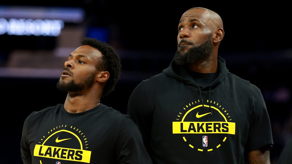 LeBron, Bronny James record first son-to-father assist in NBA history