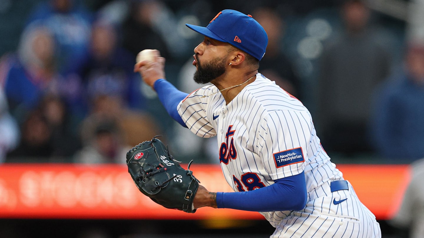 Apr 7, 2026; New York City, New York, USA; New York Mets pitcher Devin Williams (38) delivers a pitch during the ninth inning against the Arizona Diamondbacks at Citi Field. Mandatory Credit: Vincent Carchietta-Imagn Images