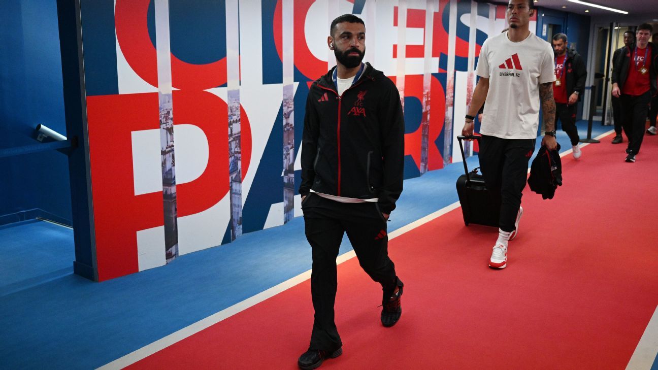 Mohamed Salah benched for Liverpool quarterfinal with PSG