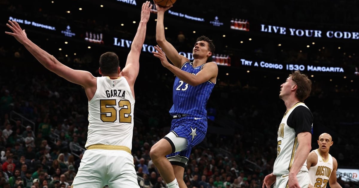 NBA season finale scores, live updates: East playoff picture set after Celtics stun Magic; highlights and latest