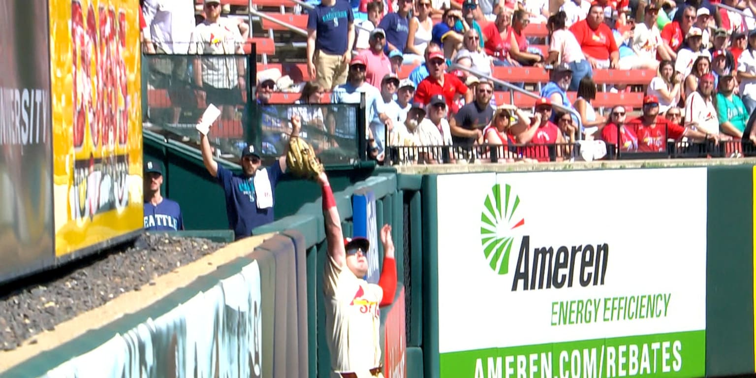 Nathan Church robs home run vs. Mariners