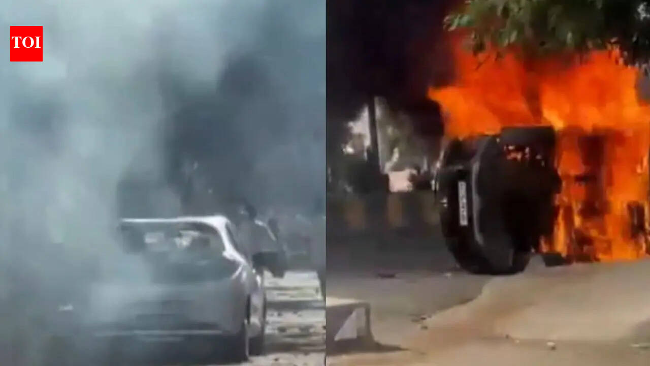 Noida Worker Protest: Noida salary hike protest turns violent: Vehicles torched, properties vandalised, stones pelted | Noida News