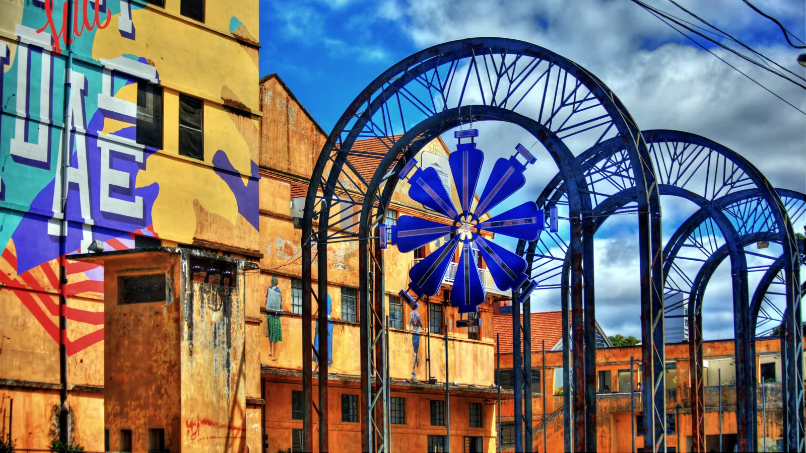 Paraná fatura R$ 55 bilhões no setor de tecnologia