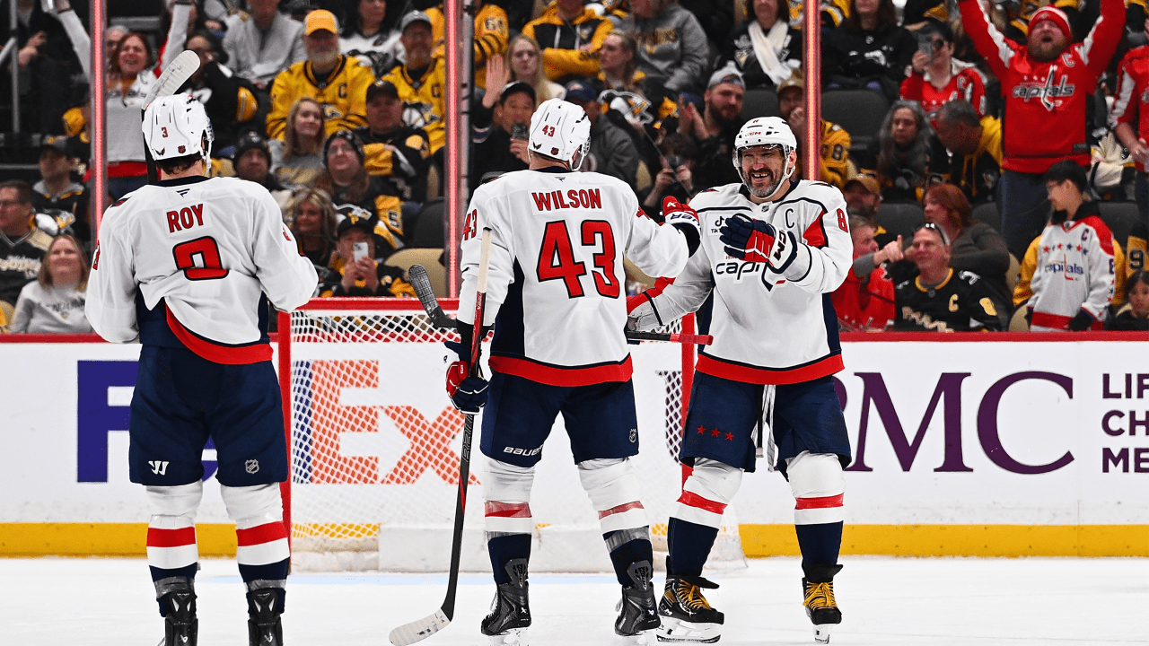 Penguins salute Ovechkin in 'show of respect' for rivalry
