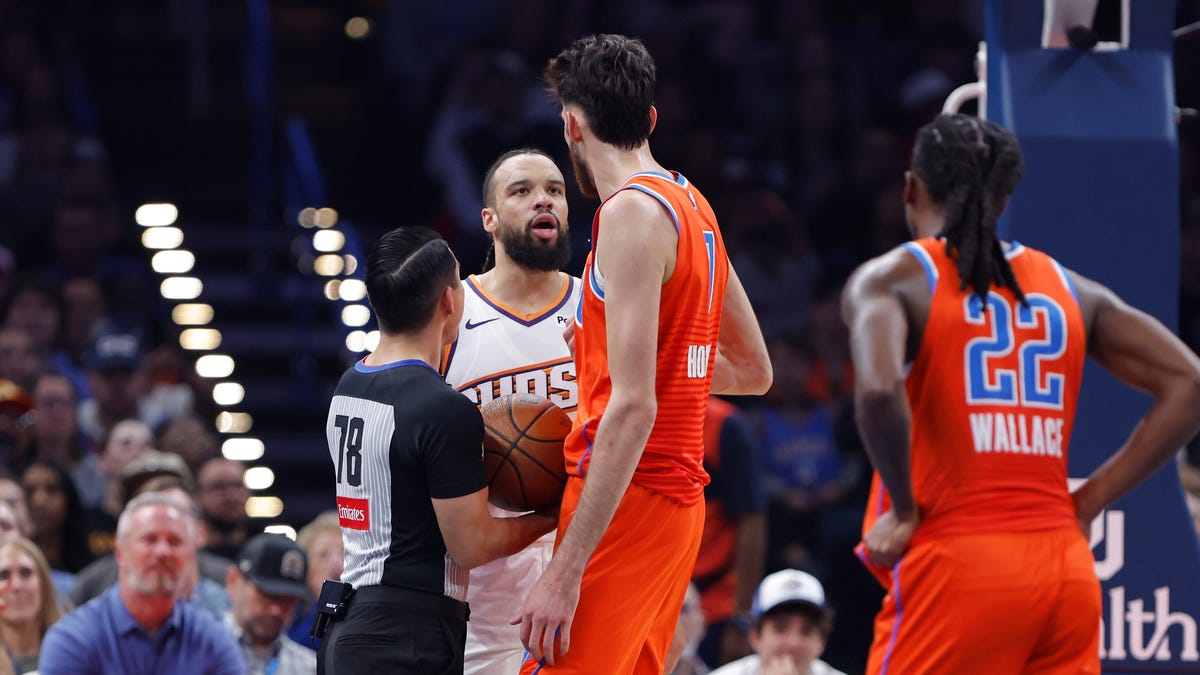 Phoenix Suns vs Oklahoma City Thunder odds for NBA playoff Game 1 bets