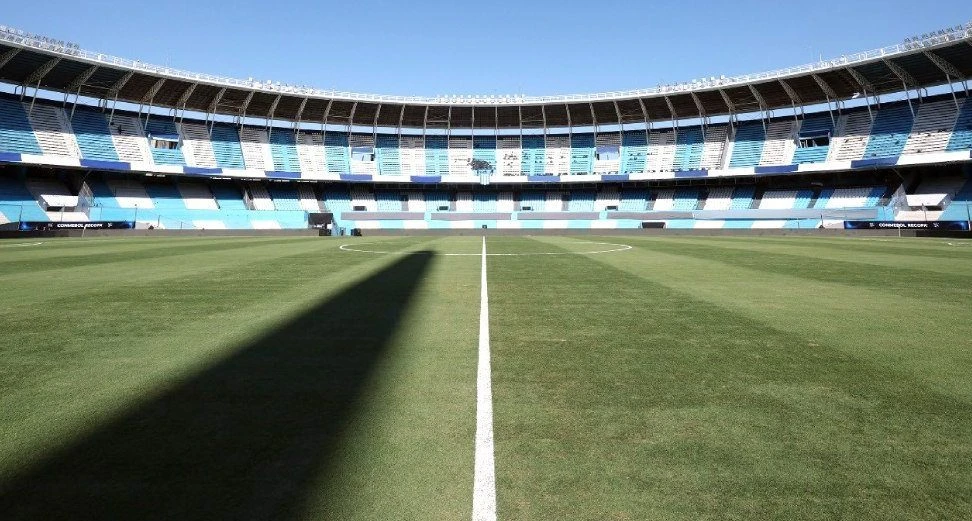 Racing x Botafogo: onde assistir, escalações e arbitragem