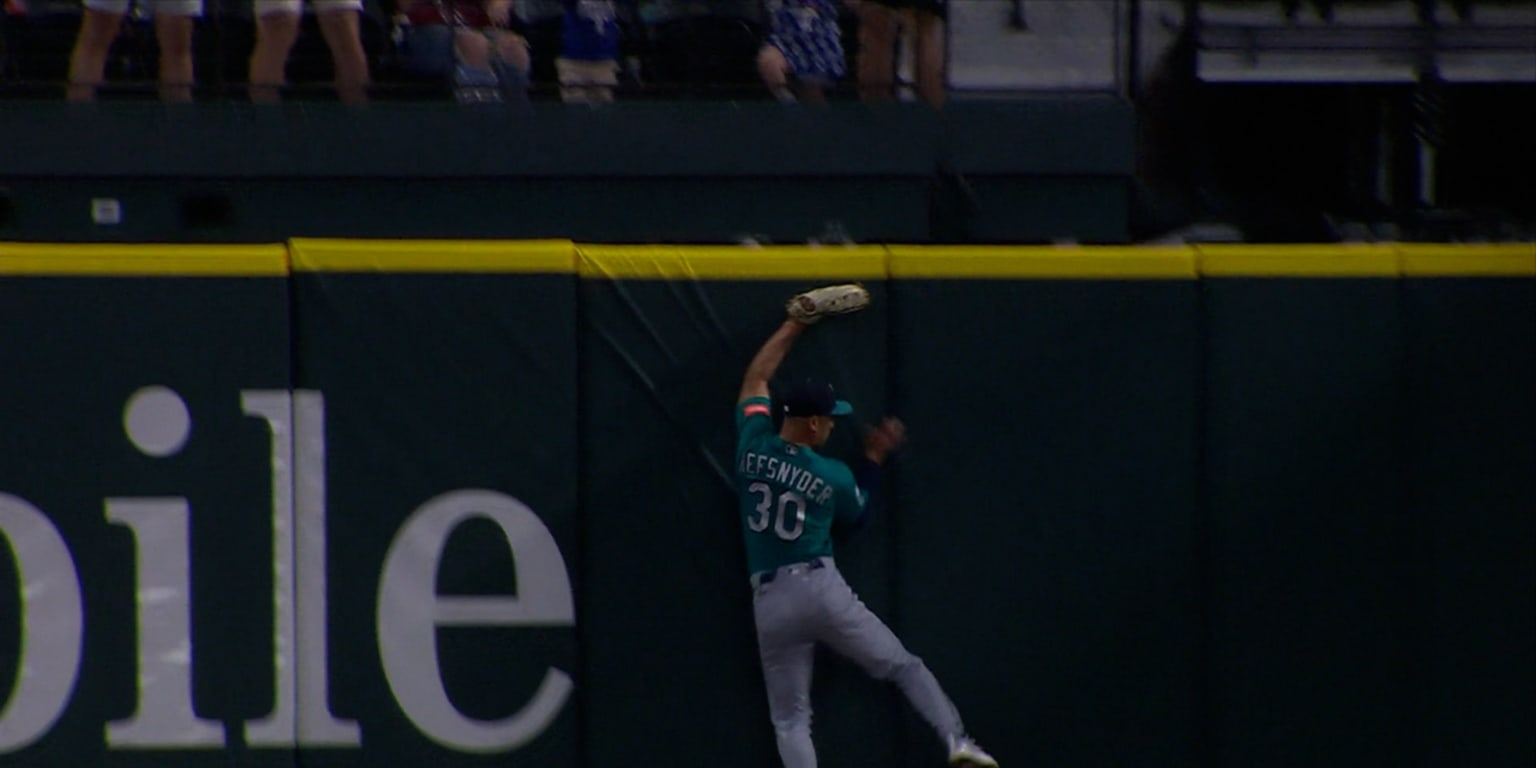 Rob Refsnyder robs Josh Smith of home run