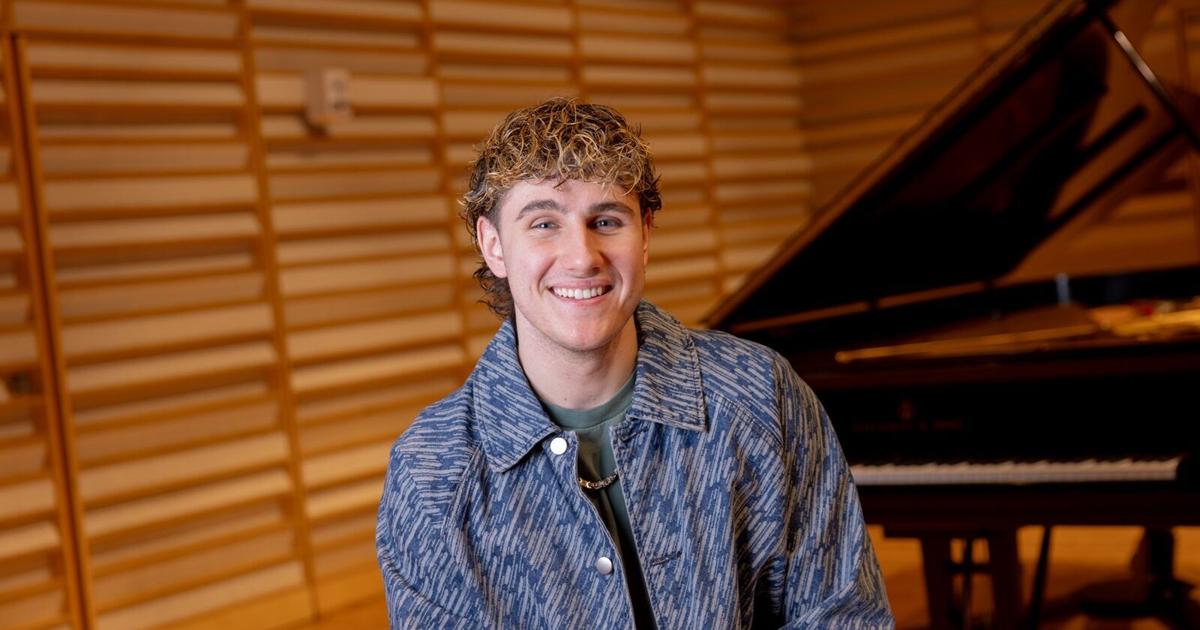 SUNY Fredonia’s Lucas West advances to finale of ‘The Voice’