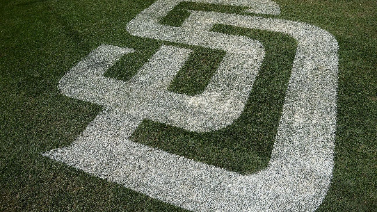 Source: Padres finalizing sale for MLB-record $3.9 billion