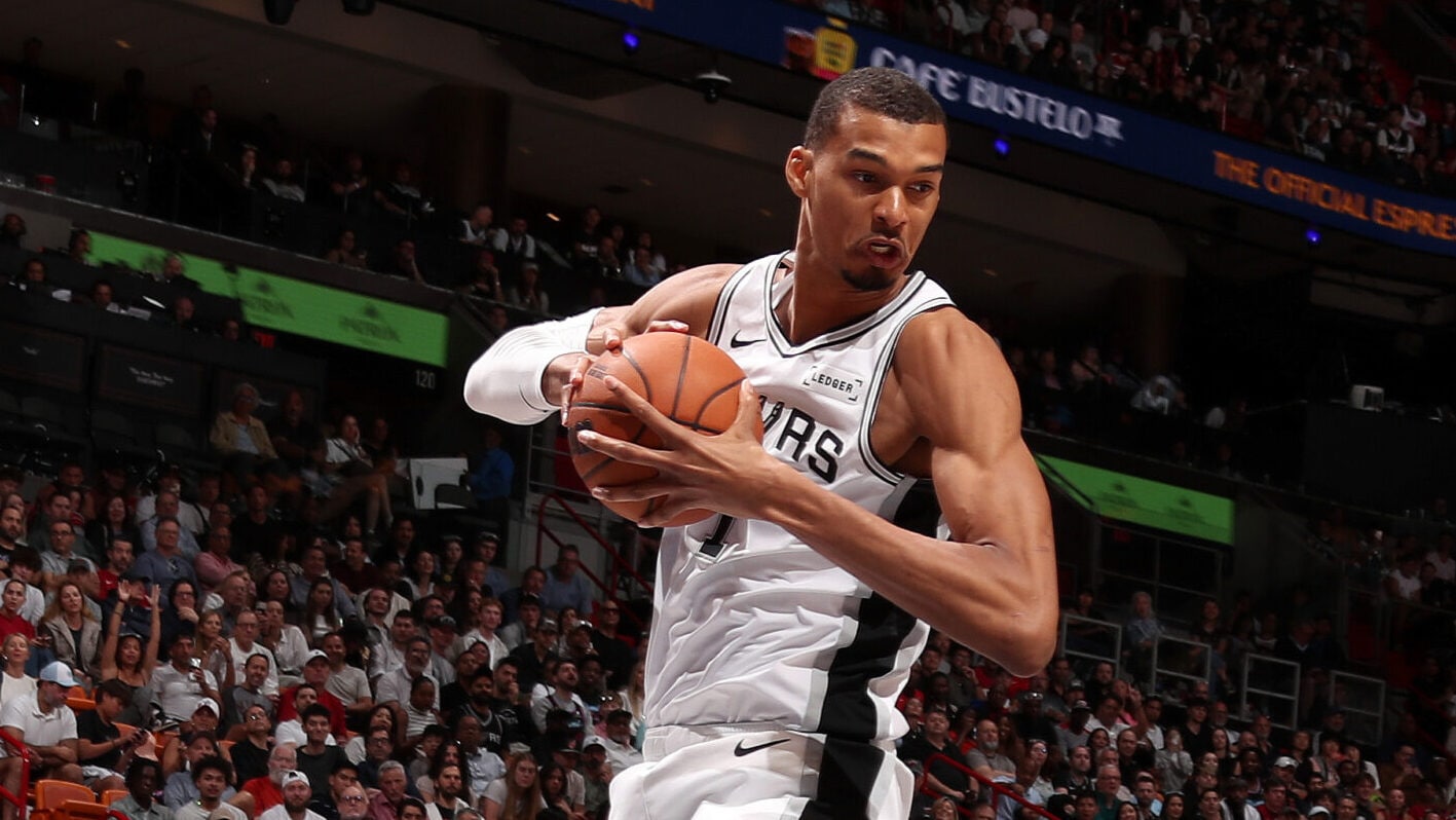 The Athletic: Victor Wembanyama sends cosmic message to Artemis II astronauts