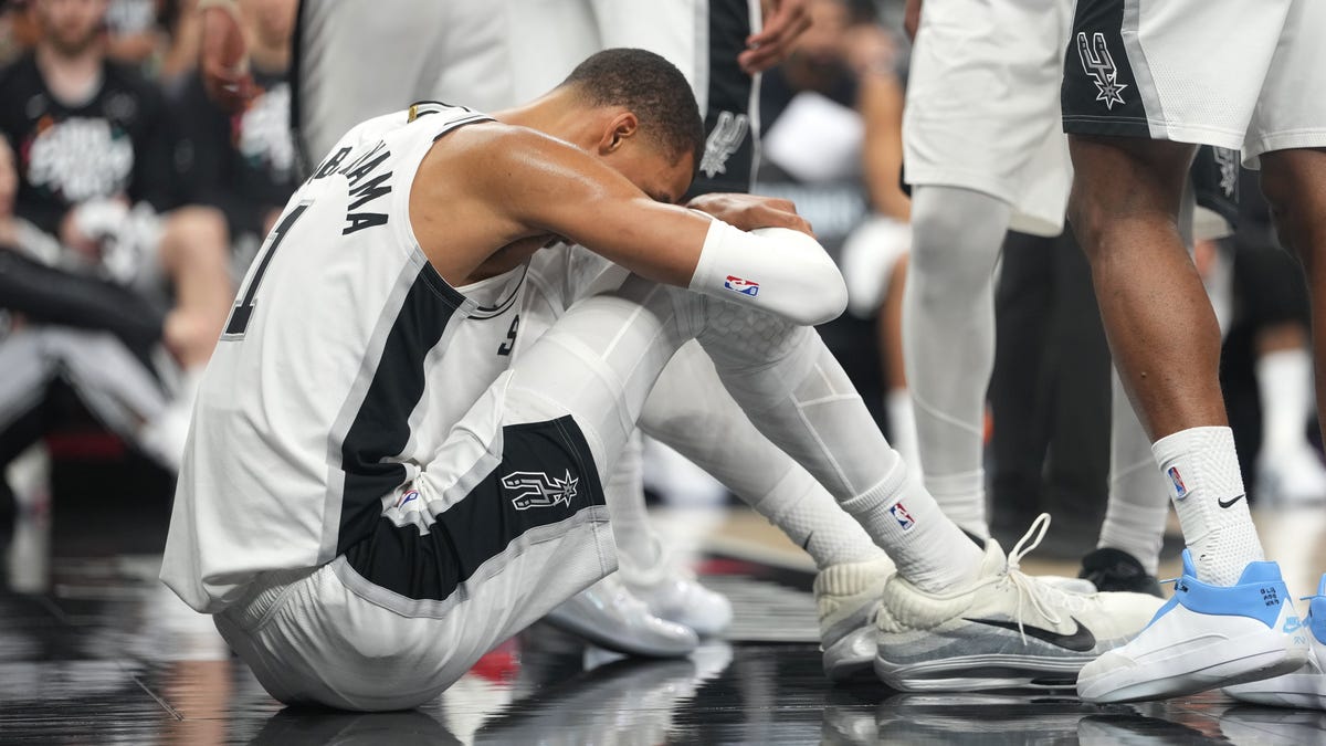 Spurs star's status for Game 4