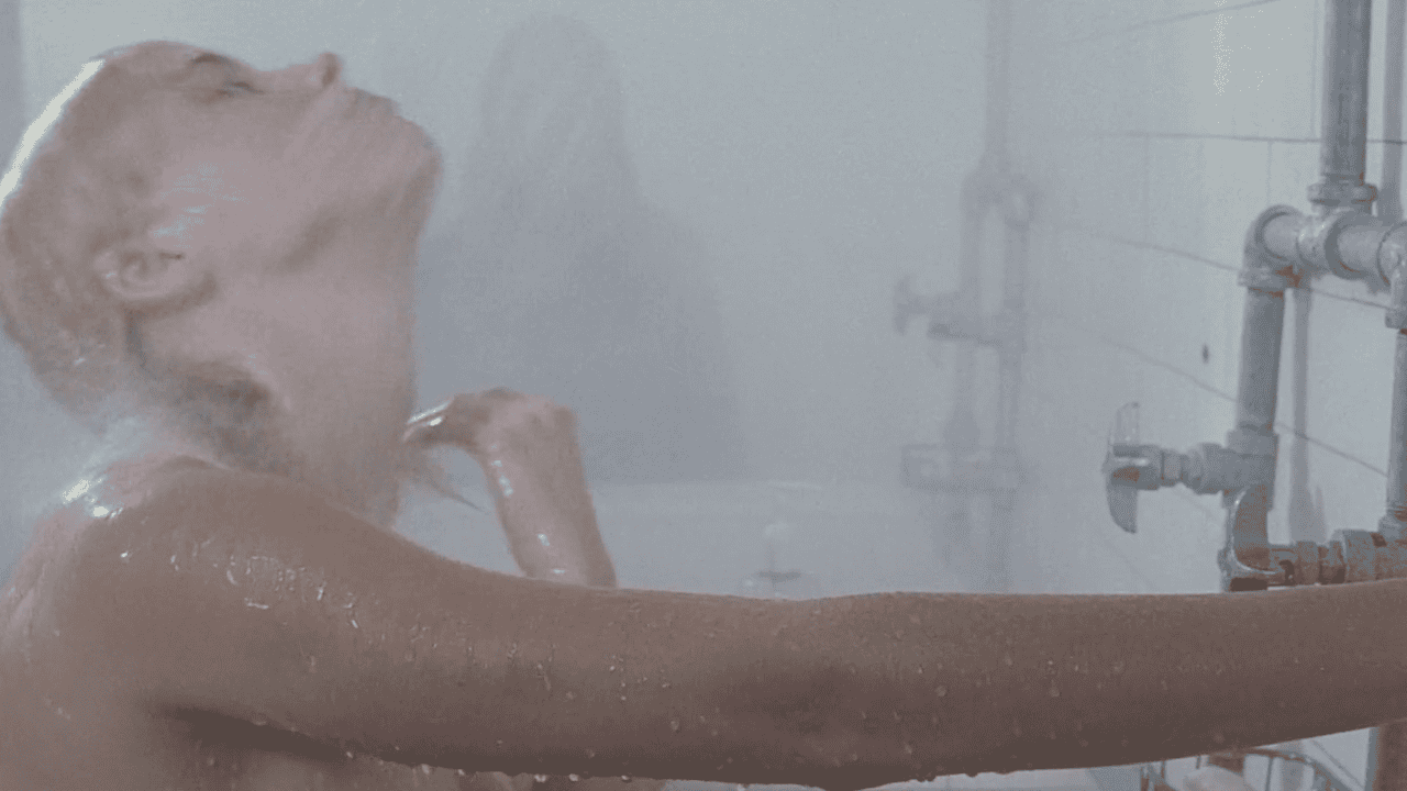 Sydney Sweeney Antagonizes Amber Heard In John Carpenter’s Forgotten Thriller