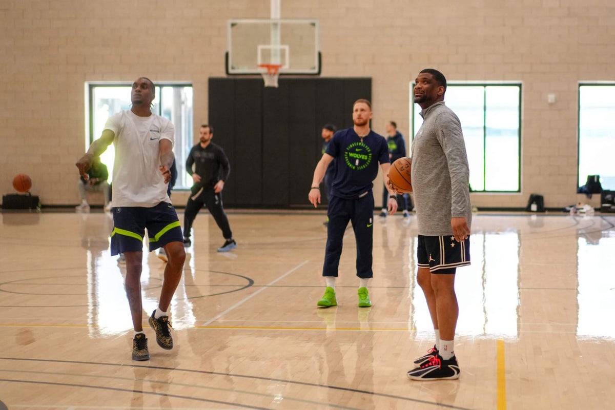 The Jaden McDaniels-Donte DiVincenzo-James White bond quietly fueling the Wolves
