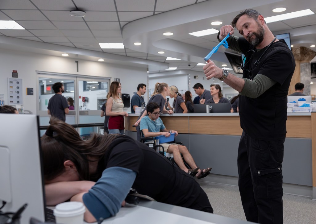 ‘The Pitt’s John Wells Shares Timeline For Season 3