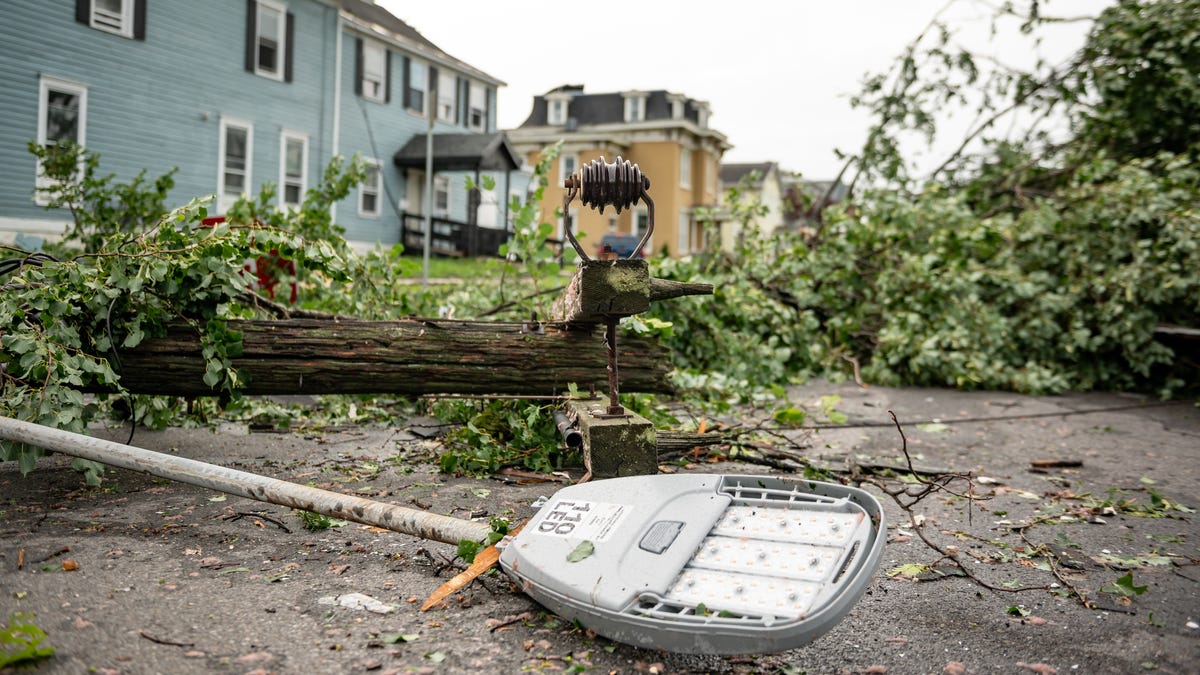 Tornado warning issued? What to do when sirens sound