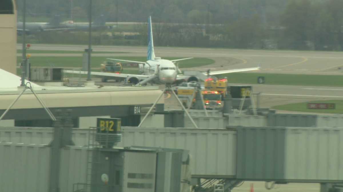 United Flight diverted to Pittsburgh International Airport after possible security concern