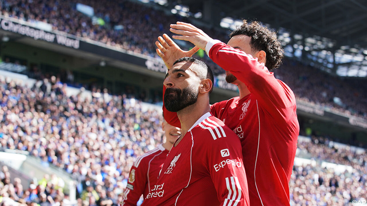 Van Dijk in minuut 100! Liverpool gaat dankzij cornergoal in extra tijd toch nog winnen bij grote rivaal Everton