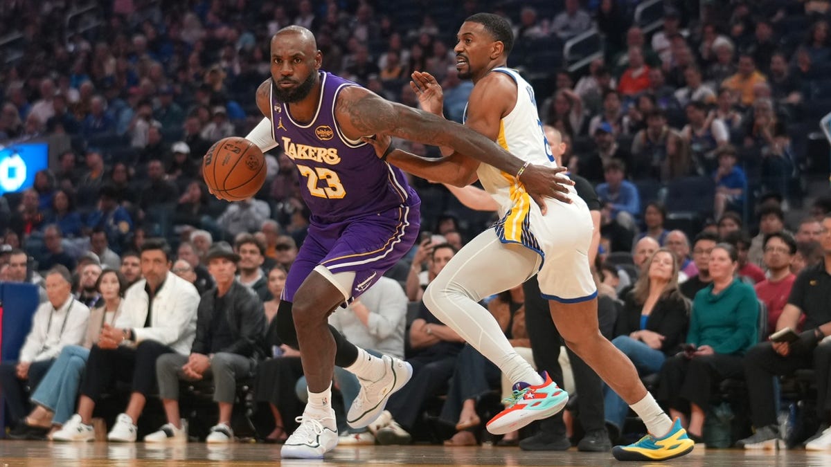 Who will Los Angeles Lakers face in NBA Playoffs? Houston Rockets