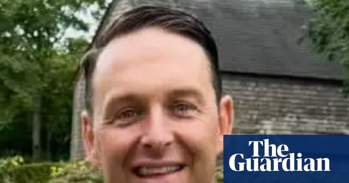 ‘His last gift’: father dies saving two of his children from drowning off Florida coast | Florida