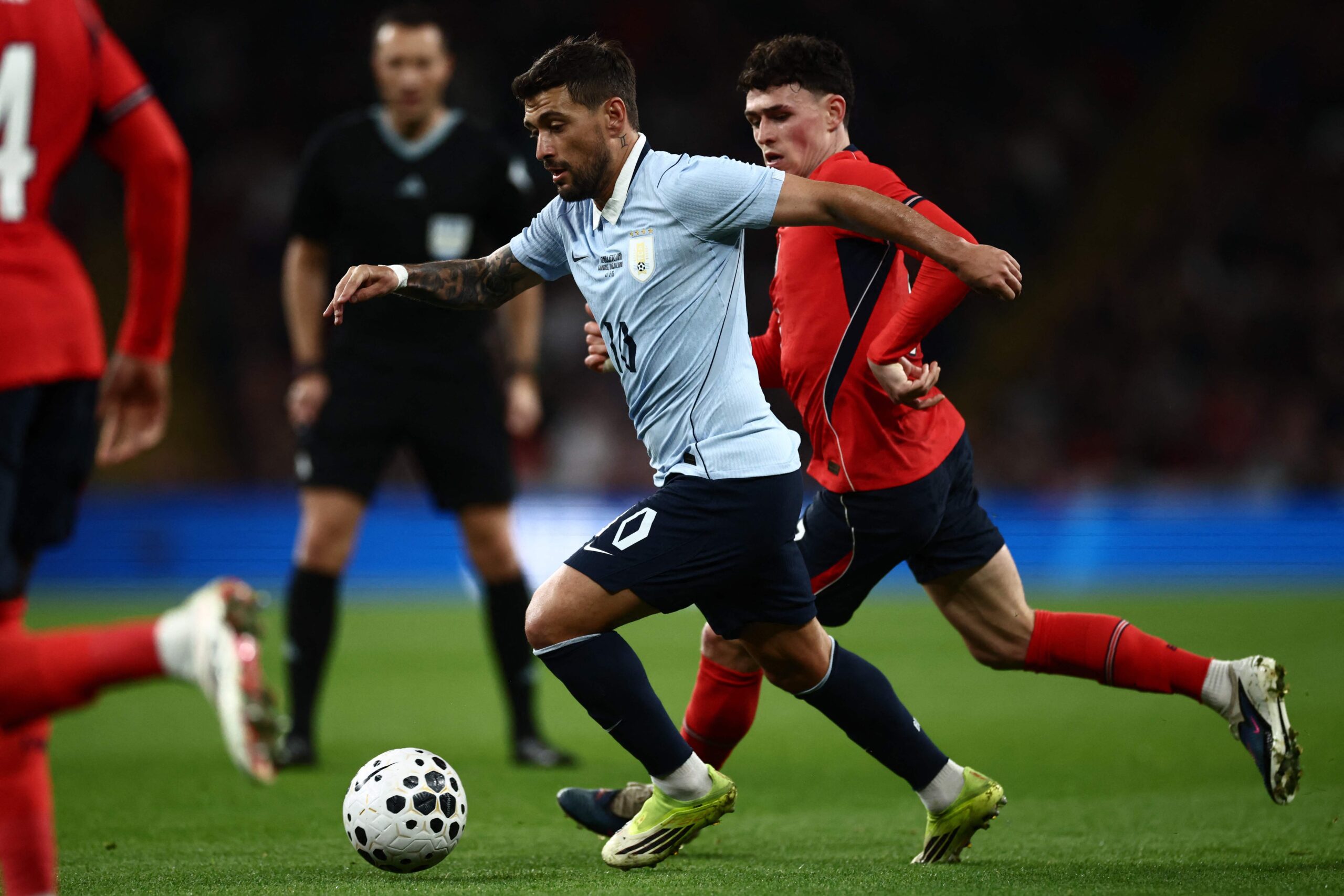 Arrascaeta será convocado para a Copa independentemente de recuperação de fratura, garante jornal uruguaio