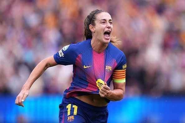 Barcelona vs. Bayern Munich LIVE: Putellas fine finish restores Barça lead in thrilling UWCL semifinal