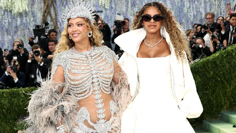 Beyoncé brings Blue Ivy for her Met Gala debut