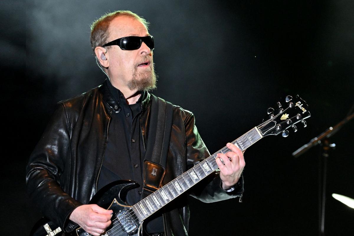Blue Oyster Cult Singer to Miss Shows After 'Surgical Procedure'