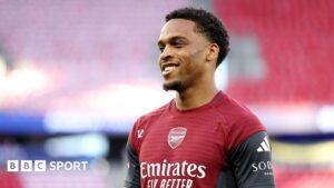 Jurrien Timber in Arsenal training 